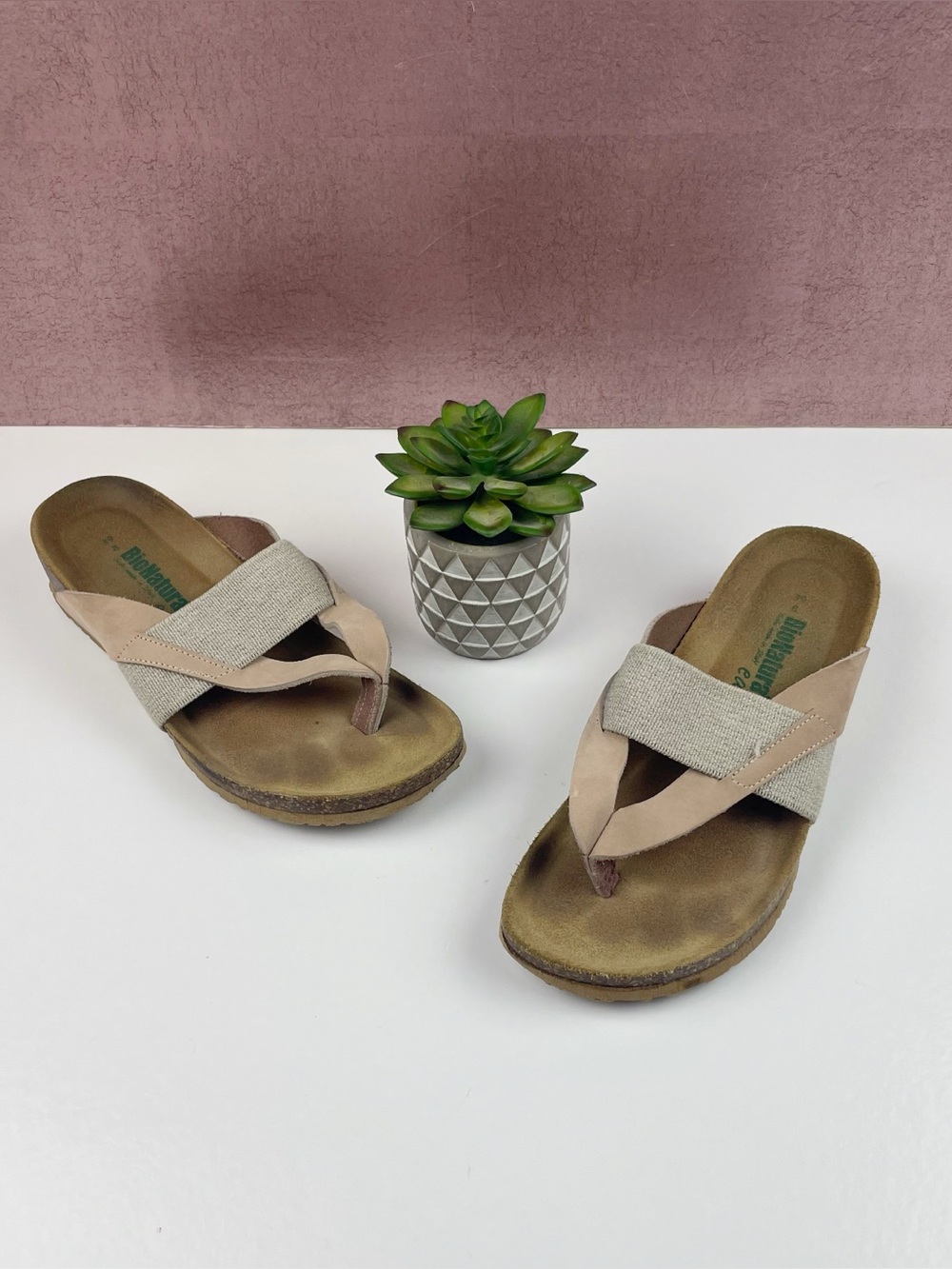 Bionatura Tan Cream Brown Thong Open Toe Sandals Shoes Women Size 8 Casual